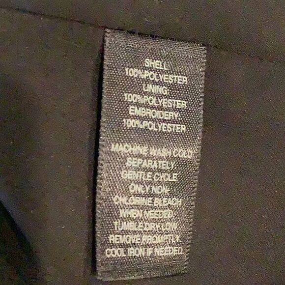 White House Black White Black Blouse with Embroide - Picture 4 of 4